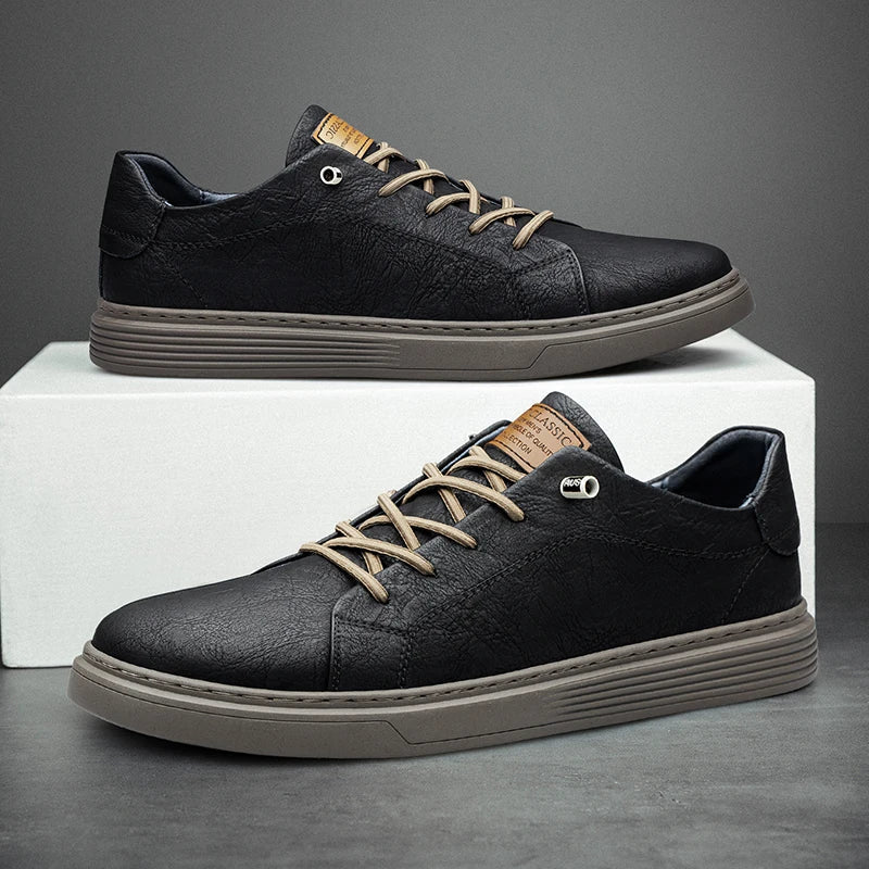 Baskets homme à lacets minimalistes - Noir