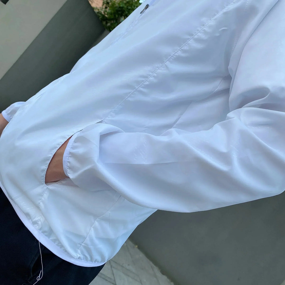 Blouson homme zippé à capuche - image 9