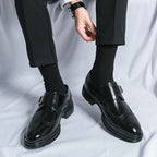 Chaussures homme à boucle perforées - image 3