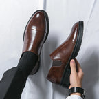 Chaussures homme à enfiler perforées - image 8