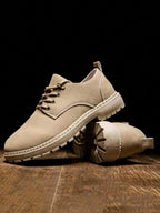 Chaussures homme à lacets crantées - image 1