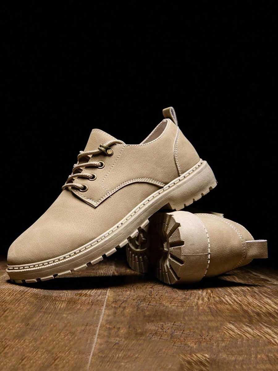 Chaussures homme à lacets crantées - image 1