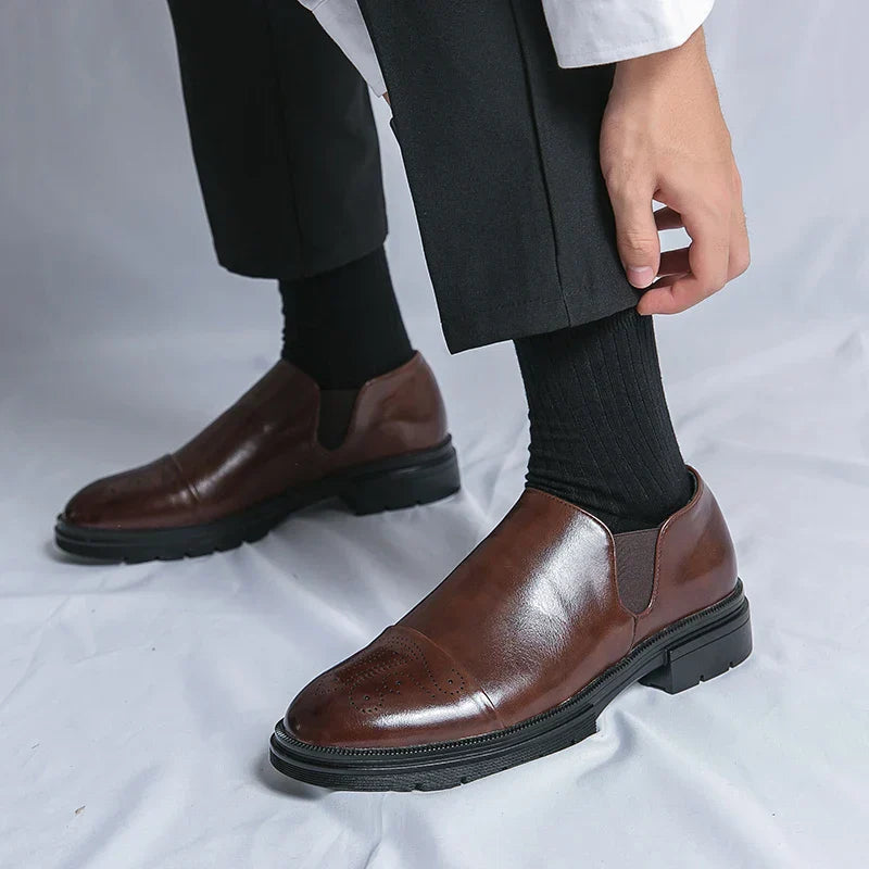 Chaussures homme perforées - image 7