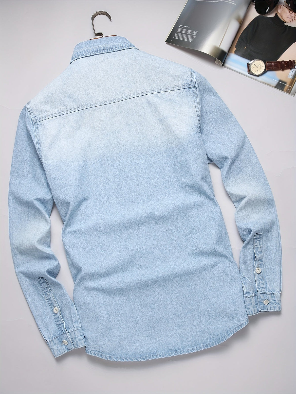 Chemise homme boutonnée à poches - image 2
