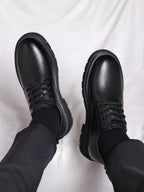 Derbies homme à œillets - image 4