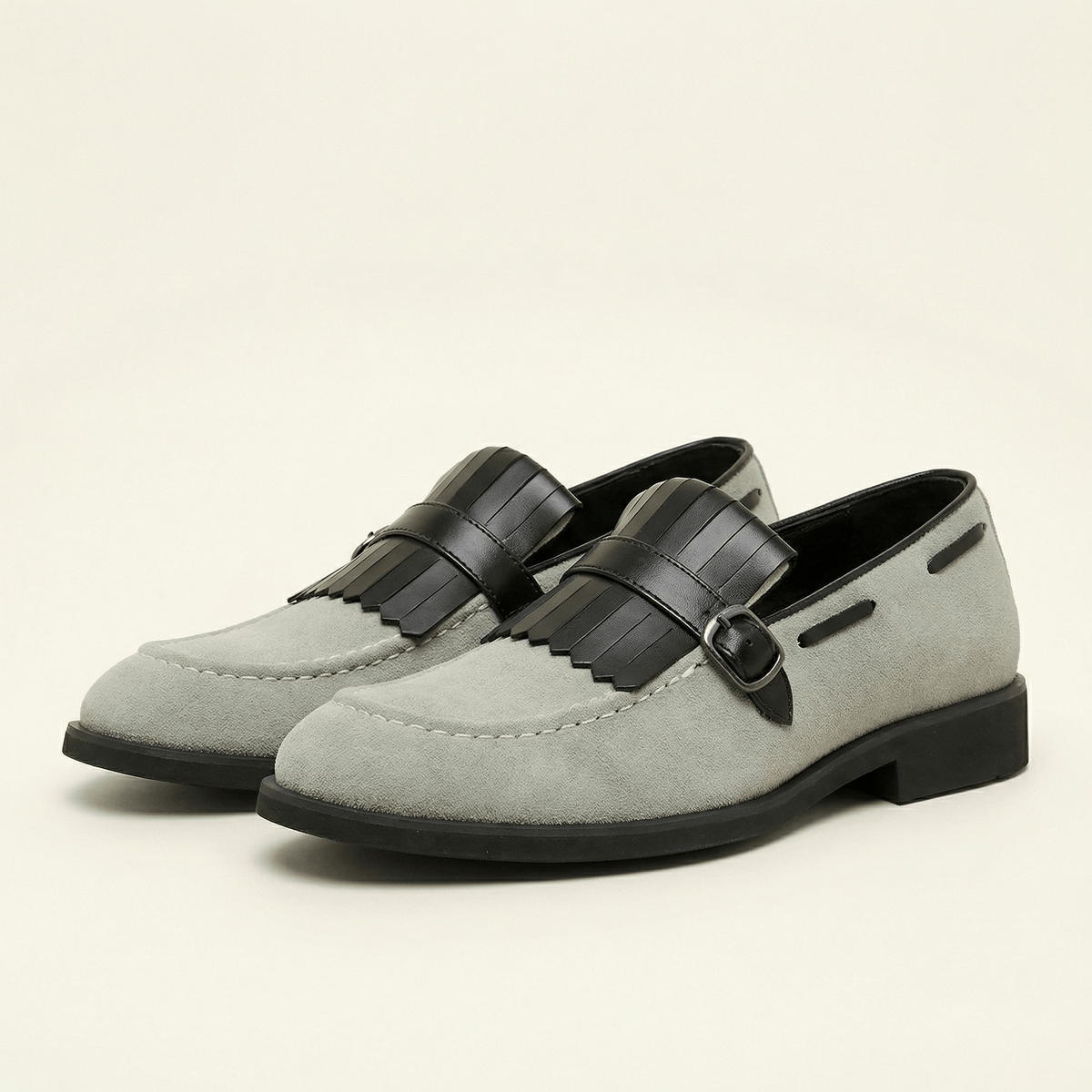 Mocassin à Franges et Boucle Décorative en Cuir Velours - image 2