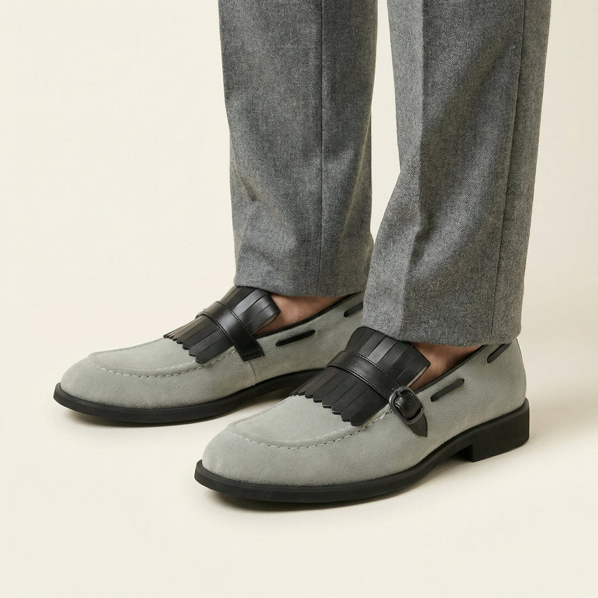 Mocassin à Franges et Boucle Décorative en Cuir Velours - image 3