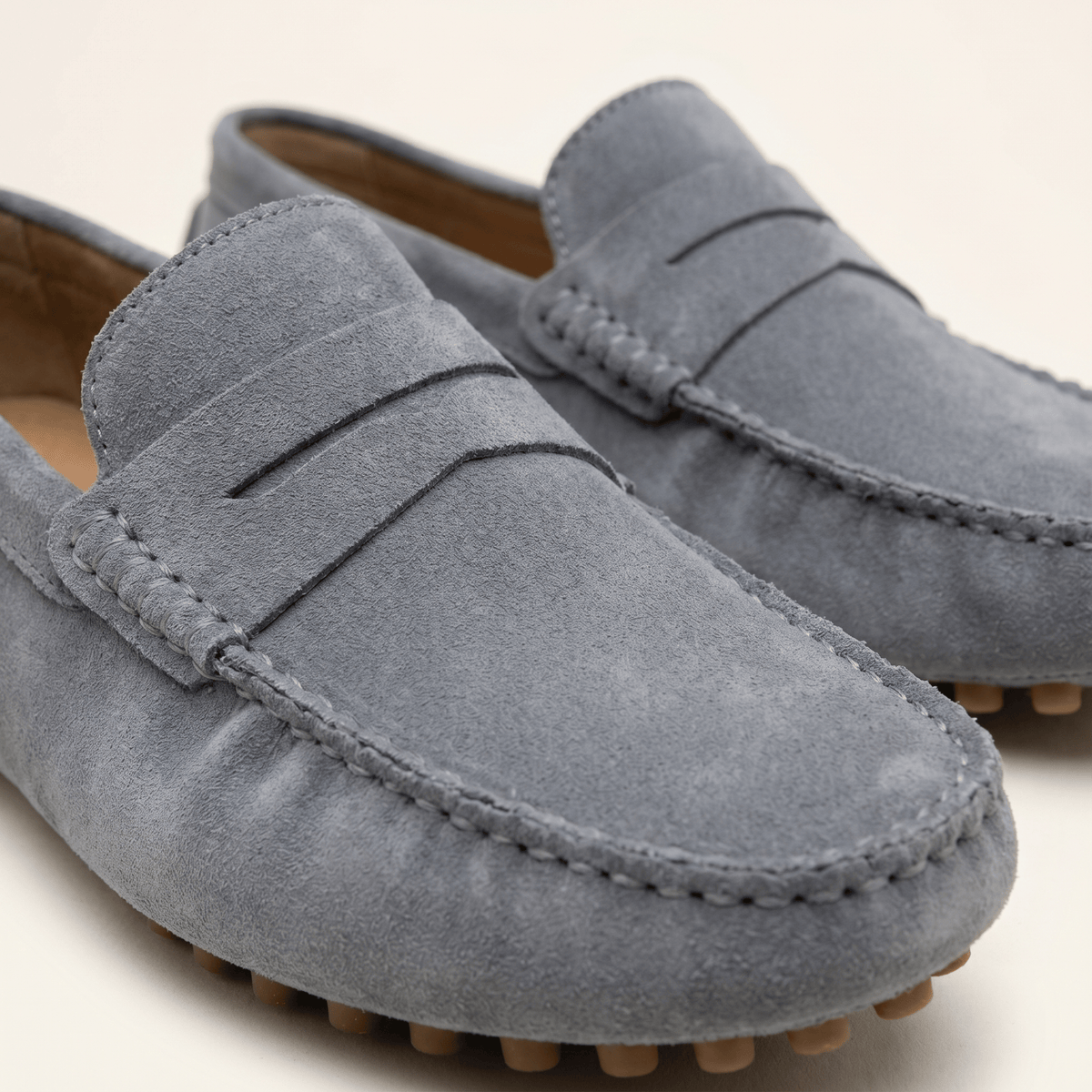 Mocassin à Picots en Daim - image 8
