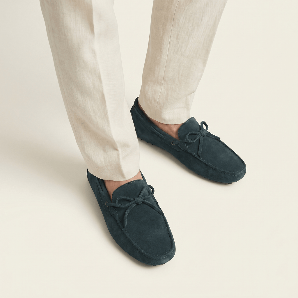 Mocassin à Picots en Daim avec Lacets Décoratifs - image 4