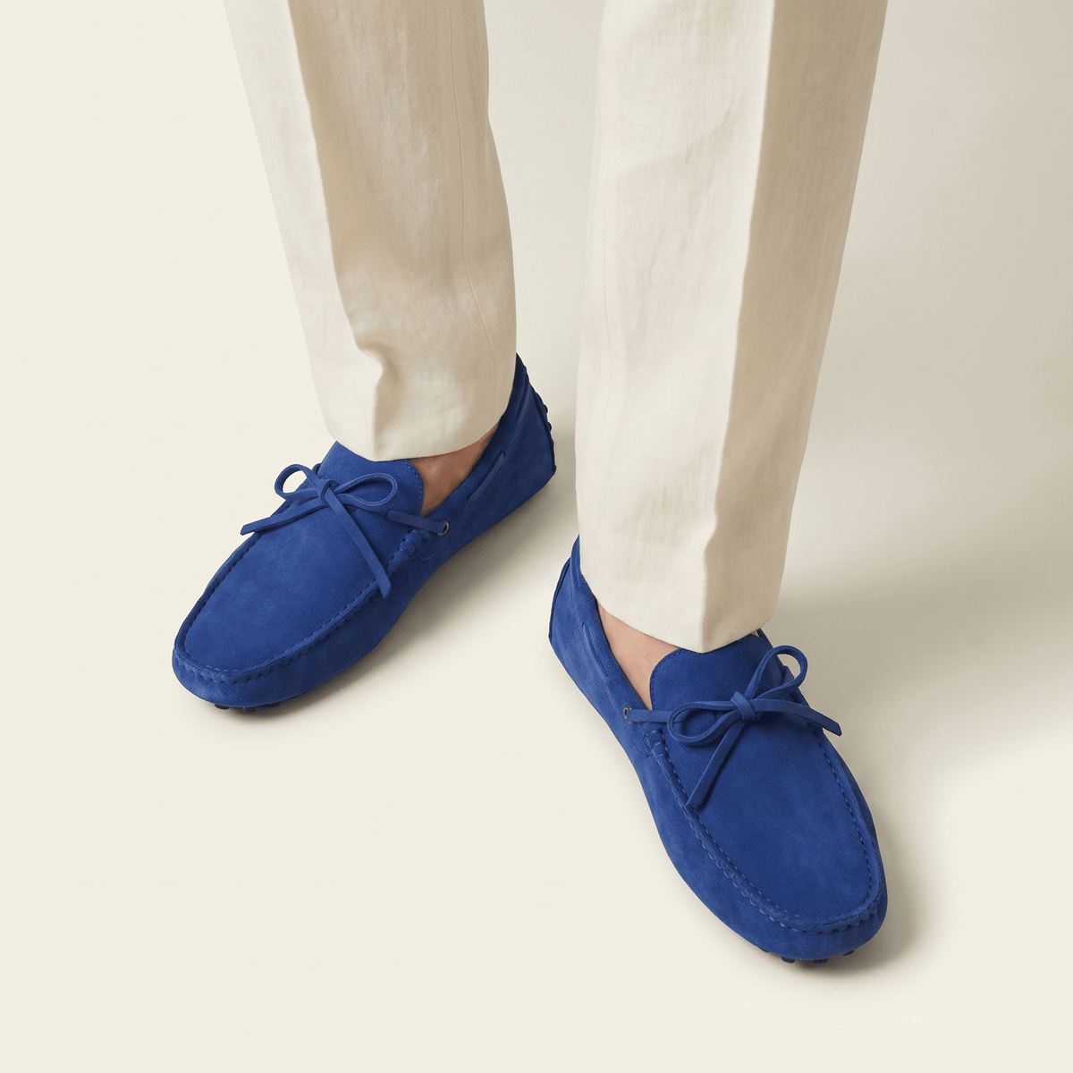Mocassin à Picots en Daim avec Lacets Décoratifs - image 9