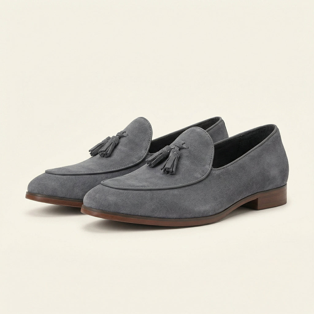 Mocassin Classique à Pampilles en Cuir Suédé avec Petit Talon - image 5