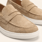 Mocassin Homme Penny Loafer en Daim à Semelle Contrastée - image 3
