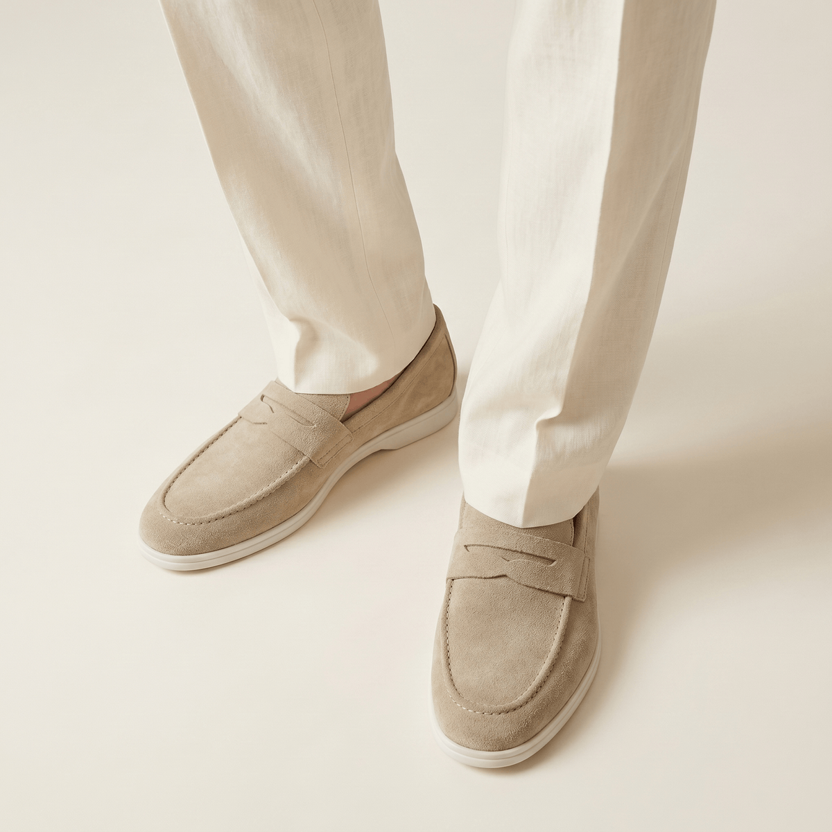 Mocassin Homme Penny Loafer en Daim à Semelle Contrastée - image 9