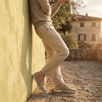 Mocassin Homme Penny Loafer en Daim à Semelle Contrastée - image 10