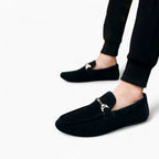 Mocassins En Daim Avec Une Chaîne Décorative Pour Hommes - image 4