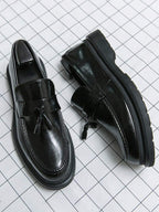 Mocassins homme à bride frangée - image 3