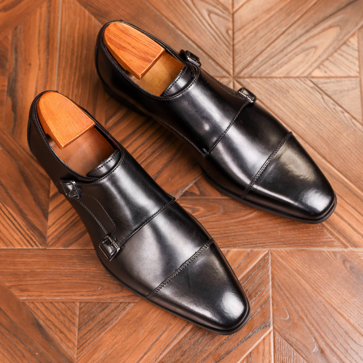 Mocassins homme à brides croisées - image 3