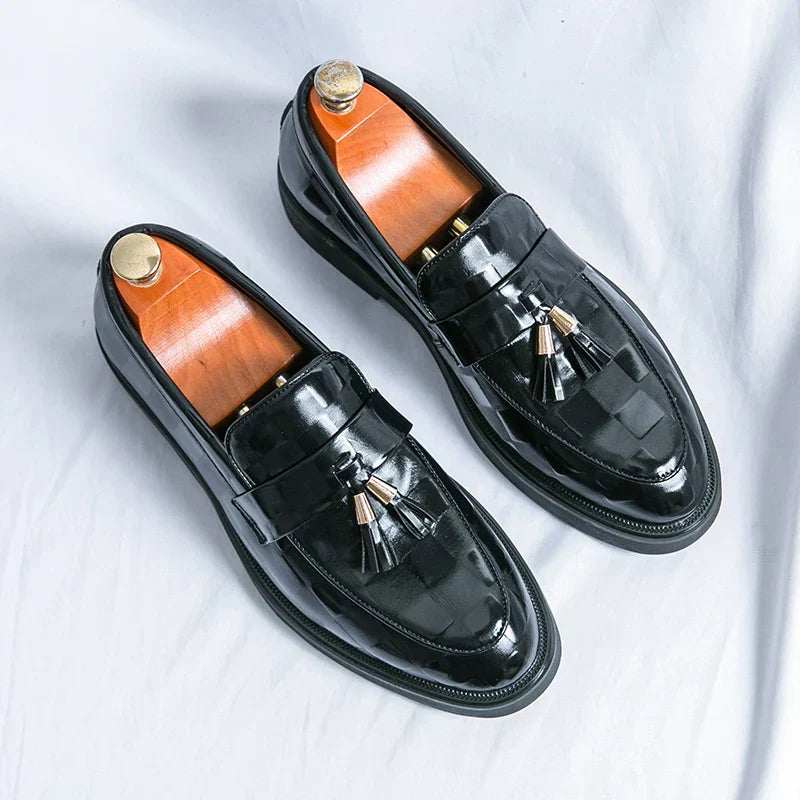 Mocassins homme à pampilles - image 10
