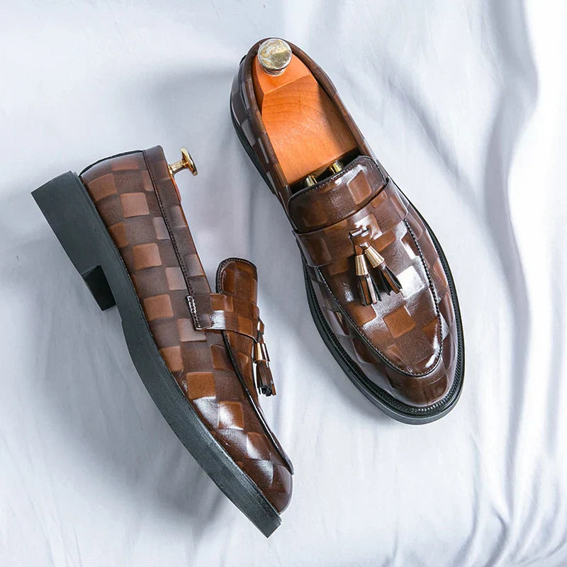 Mocassins homme à pampilles - image 11