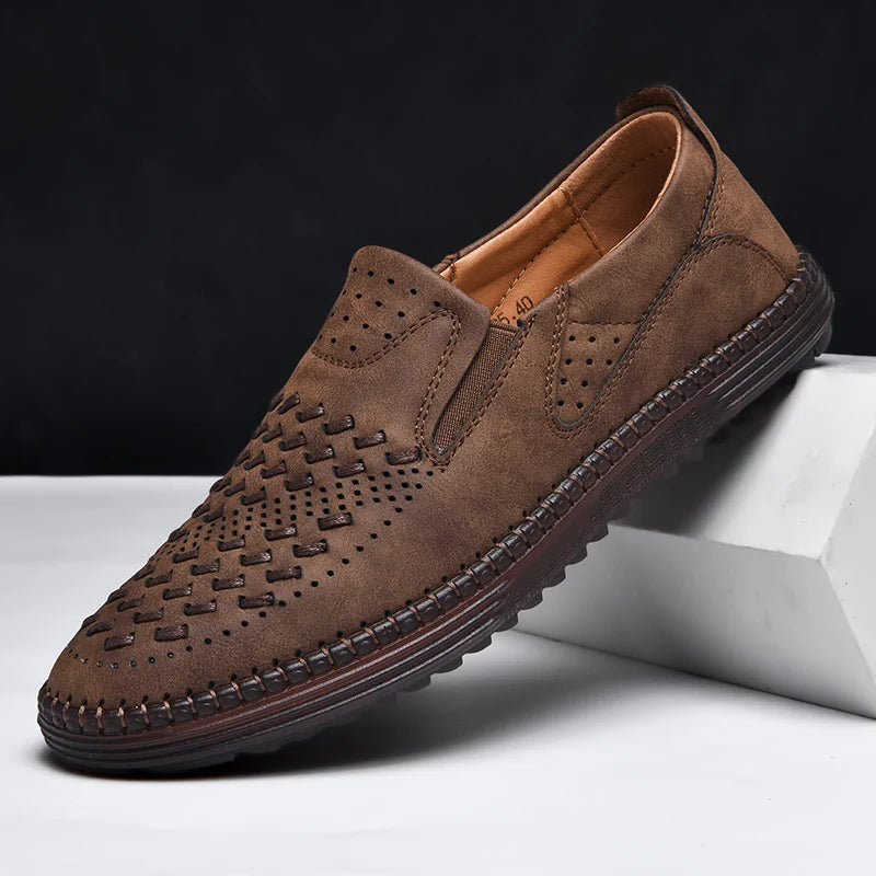 Mocassins homme ajourés - image 2