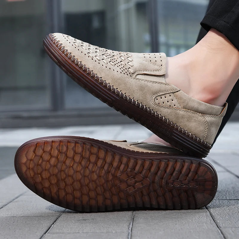 Mocassins homme ajourés - image 5