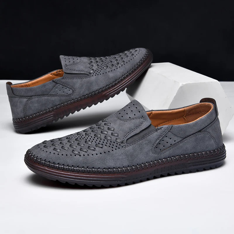 Mocassins homme ajourés - image 7