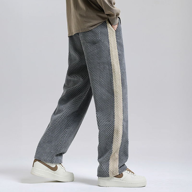 Pantalon homme texturé à cordon - image 2