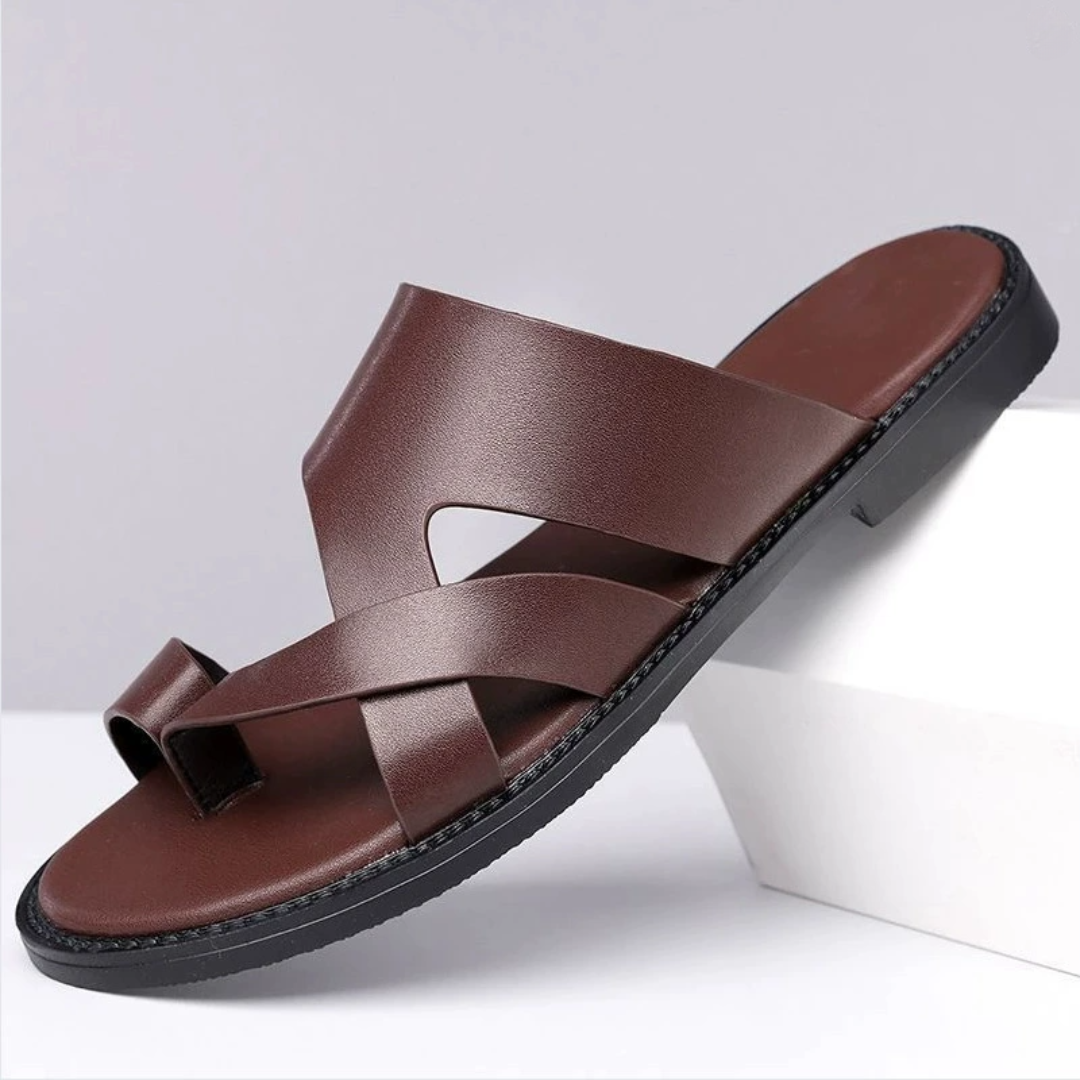 Sandales homme à brides - image 1