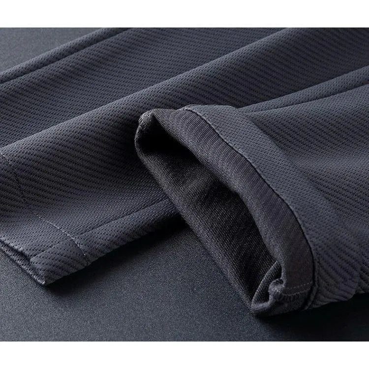 Survêtement Premium pour Homme - Matériaux de haute qualité, coupe confortable - Idéal pour les journées actives et détentes - image 4